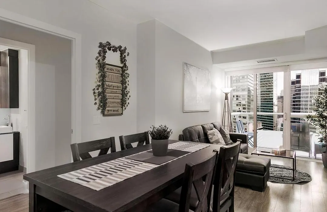 Skyline Suites - Walk To Mtcc, Acc, Rogers Centre & Entertainment District-1